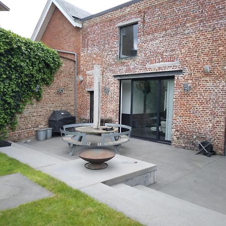Gezellige moderne woning met zwemvijver Halle  Buitenkant foto